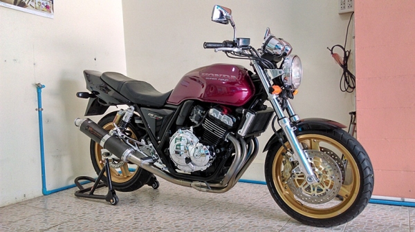 ขาย Honda cb400 ปี98 Version s สวยๆพร้อมของแต่ง ขาย Honda cb400 ปี98 Version s สวยๆพร้อมของแต่ง