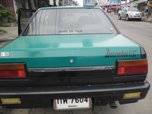 รถพร้อมใช้ ขี่กลับบ้านได้เลย แก๊ส น้ำมัน รถข้าราชการ รถสีเขียวเข้มแต่ติดสติกเกอเขียวอ่อนด้านบน