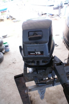 Yamaha 15hp 2stroke หางยาว 23 นิ้ว ฝาเหลี่ยม