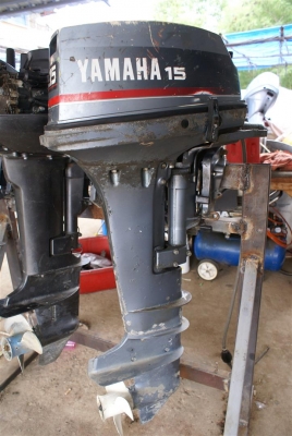 Yamaha 15hp 2stroke หางยาว 23 นิ้ว ฝาเหลี่ยม
