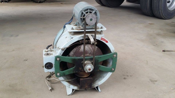 มอเตอร์เครื่องอบข้าวเก่าญี่ปุ่น TOSHIBA รุ่น  200W สภาพดี เครื่องพร้อมใช้งาน  ขนาดกระทัดรัด