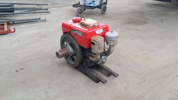 เครื่องยนต์  YANMAR รุ่น NS40  เก่าญี่ปุ่น  สภาพพร้อมใช้งาน ไม่เคยใช้งานในไทย