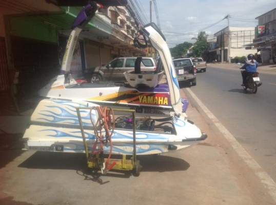 ขายเรือยืน kawasaki 550