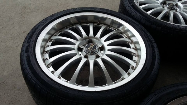 ขายล้อ 19