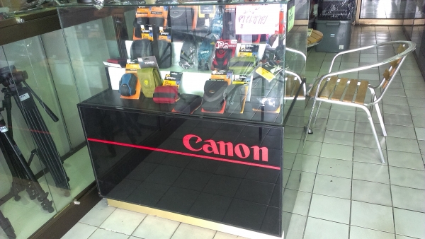 ขายตุ้กระจกโชว์สินค้า