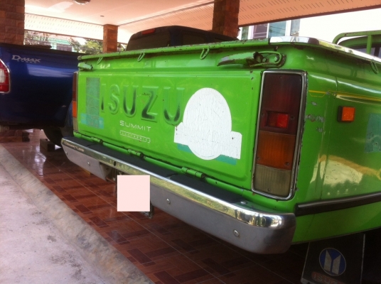 รถ IZUSU KB20 ประมาณปี พ.ศ. 2521