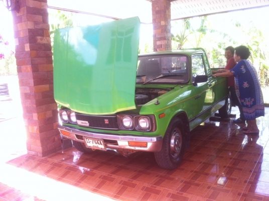 รถ IZUSU KB20 ประมาณปี พ.ศ. 2521