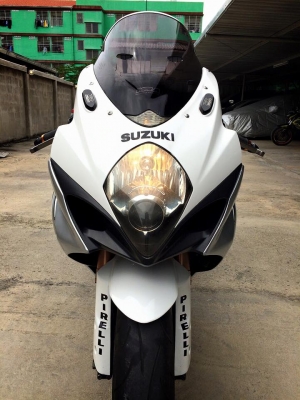 SALEBIKE ขอนำเสนอราคาเพียง 279000 SUZUKI GSXR1000 K8 ปี2008 สภาพกริปสรรพสามิตแท้ไม่เเท้ยินดีคืนเงินเต็มจำนวนคับ