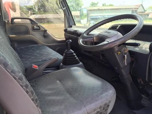 ขาย 6 ล้อตู้แห้ง NPR ยูโร 2  เครื่อง 130 แรงเทอโบ  ปี 2006  กระบะยาว 5 ม. พวงมาลัยเพาเวอร์ รถมือ 1