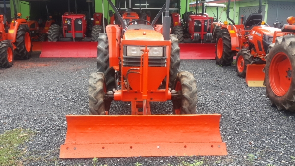 ขาย KUBOTA L4508DI + ใบมีดดันหน้า พร้อมทะเบียน