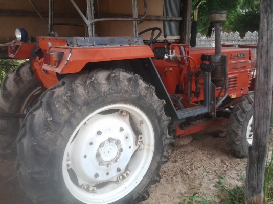 ขายตามสภาพรถไถซันชาย45แรงโฟวินมีดันหน้ามีพานหลัง ขายตามสภาพรถไถซันชาย45แรงโฟวินมีดันหน้ามีพานหลัง