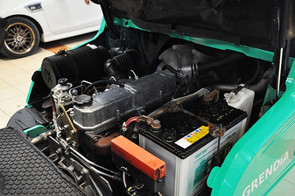 ขายรถโฟล์คลิฟท์มือสอง MITSUBISHI รุ่น FD30T  ราคา 465,000 บาท นำเข้าจากประเทศญี่ปุ่น 100\% ไม่เคยใช้งานในประเทศไทย