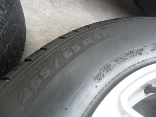 ล้อแม็ก 17นิ้ว 6รูฟอด พร้อมยาง สวยๆ 4 ล้อ ราคา 7900 บาท ล้อแม็ก 17นิ้ว 6รูฟอด พร้อมยาง สวยๆ 4 ล้อ ราคา 7900 บาท