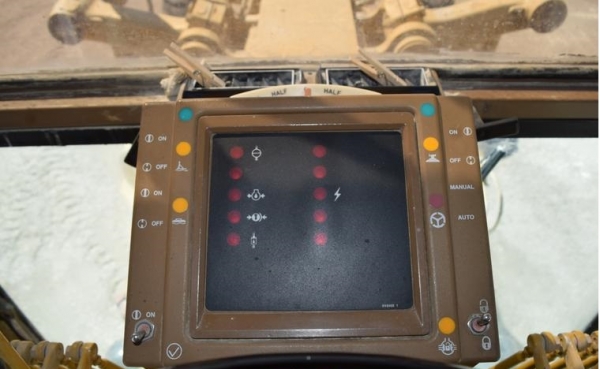 มาใหม่ !! พึ่งถึงไทยรถเกรด Caterpillar 140G นำเข้าจาก USA แท้ 1000\% Serial สูง 72V13xxx สภาพสวย ไม่เคยใช้งานในไทย