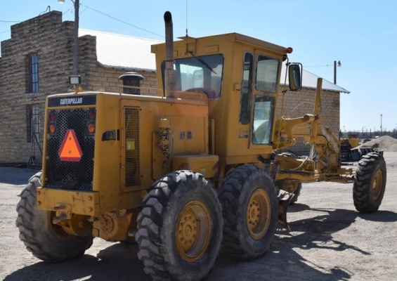 มาใหม่ !! พึ่งถึงไทยรถเกรด Caterpillar 140G นำเข้าจาก USA แท้ 1000\% Serial สูง 72V13xxx สภาพสวย ไม่เคยใช้งานในไทย