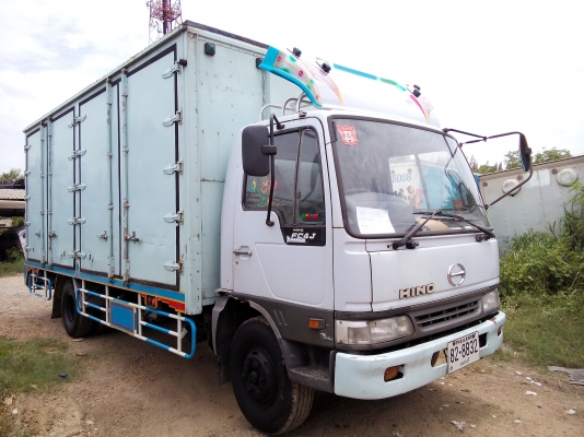 6 ล้อกลาง  HINO  *สมอเงิน*  FC4J  140 แรงม้า  * ยาว 5.50 ม.*  รถสวยเดิม+ตามสภาพ+พร้อมใช้งาน * รถห้างแท้ * มีเล่มพร้อมโอน *