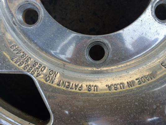 ขายล้อ CENTER LINE 15x8" ออฟ0 6/139.7 มี 5 วง ประมูลจากญี่ปุ่น ขายล้อ CENTER LINE 15x8" ออฟ0 6/139.7 มี 5 วง ประมูลจากญี่ปุ่น