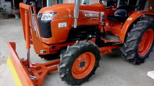 คูโบต้า  KUBOTA     L4708 (4WD)  รถสวยรถดี