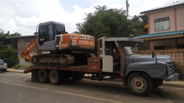 ขายรถแบคโฮ HITACHI E120-2