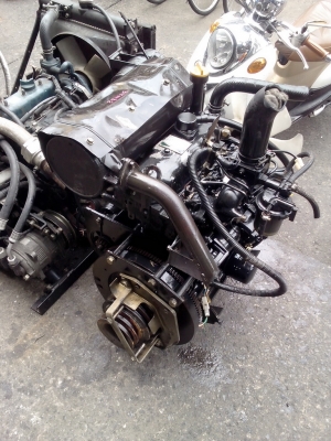 ขายเครื่อง yanmar 3 สูบ 3tn82