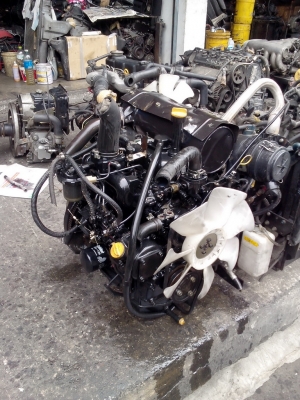 ขายเครื่อง yanmar 3 สูบ 3tn82