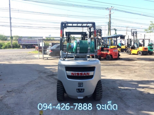 ขายโฟล์คลิฟท์ NISSAN รุ่นล่าสุดยก3 ตัน3 เมตร Auto ติดแก๊สรถพร้อมใช้งานมากๆ 275,000 จะเด็ด 094-426-7888