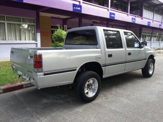 อีซูซุมังกรทอง 4 ประตู ปี1996 พร้อมใช้สมราคา อีซูซุมังกรทอง 4 ประตู ปี1996 พร้อมใช้สมราคา