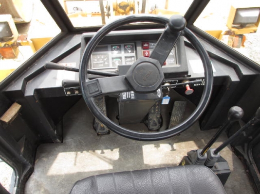 ขายรถตัก TCM 835-2 ขายรถตัก TCM 835-2