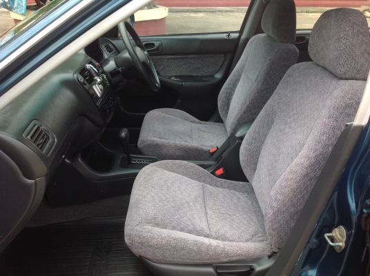 ซีวิคตาโต VTEC เกียAUTO รถสวย พร้อมใช้ค่ะ