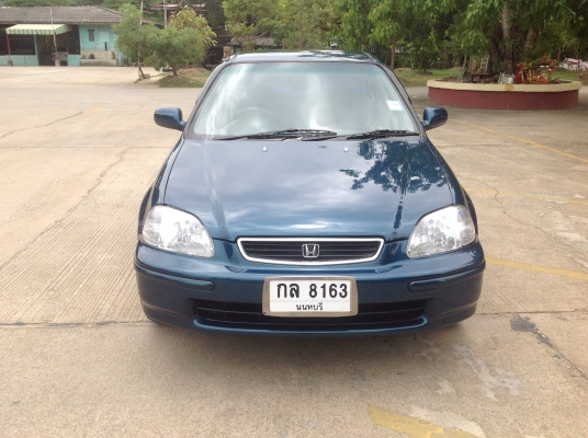 ซีวิคตาโต VTEC เกียAUTO รถสวย พร้อมใช้ค่ะ