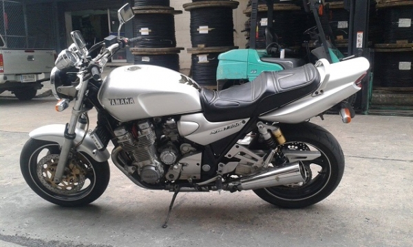 ขาย xjr 1300 cc.สรรพาสามิตแท้