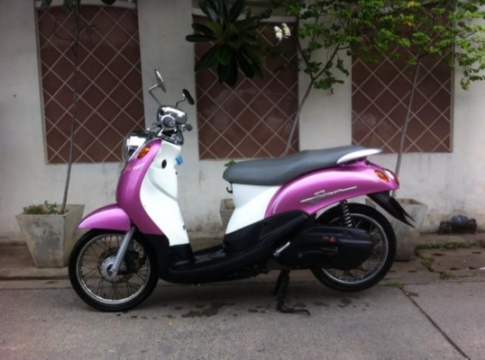Yamaha Fino ชมพูขาว สวยมาก สภาพ 90 เปอร์เซ็น