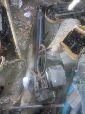 ขายหางยก เทลเลอ พร้องกระบอกยก ปั้ม สวิตกด ครบชุด สภาพดี พร้อมใช้งาน