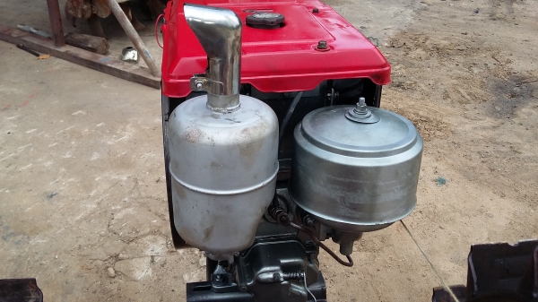 จัดส่งเมืองสุโขทัยครับขายเครื่องยันม่าร์จ้าวโลกLM115 สภาพพร้อมใช้งาน