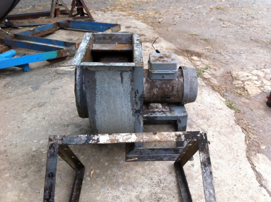 ขายโบวเวอร์1/2 แรงม้า 9นิ้ว ราคา2000