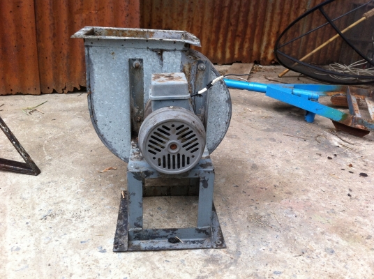 ขายโบวเวอร์1/2 แรงม้า 9นิ้ว ราคา2000