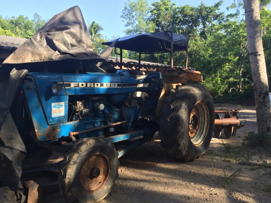 รถไถฟอร์ด5000ติดต่อ 080-1405528