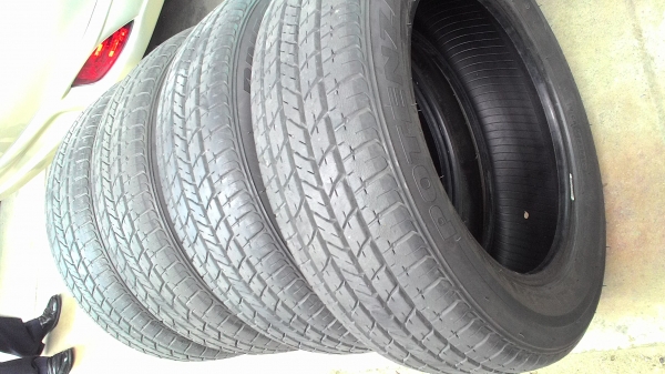 185/60R15 BRIDGESTONE TURANZA ปี2012 ( ยังไม่มีปะครับ ) ชุด 4 เส้น tel.081-427-3941