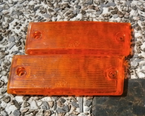 ฝาเลนส์ไฟเลี้ยวแก้ม Toyota Hilux RN - 25