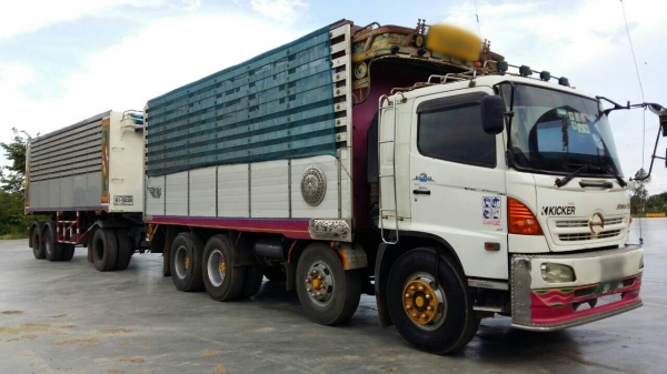 ขายรถพ่วง 24 ล้อ แม่-ลูก กระบะเนียมคอกเกษตรดั้ม HINO เมก้า ปี.ม.ค.48 วางเครื่อง.P11C-320 แรง เกียร์อีตั้น รถสวย ราคา.2000000 ต่อรอง ขายรถพ่วง 24 ล้อ แม่-ลูก กระบะเนียมคอกเกษตรดั้ม HINO เมก้า ปี.ม.ค.48 วางเครื่อง.P11C-320 แรง เกียร์อีตั้น รถสวย ราคา.2000000 ต่อรอง