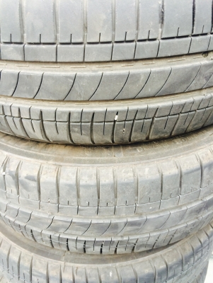 ขายยางขอบ13" 175/70R13 ปี13(2513) Michelin Energy MZ2 สวยๆทั้ง4เส้นขาย1,800บาท สนใจโทร062-121-9299 088-022-3848แจ๊คครับดูของแถวดอนเมืองครับ