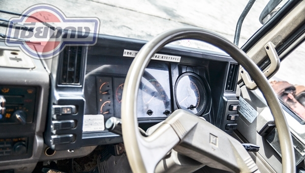 หัวเก๋งรถบรรทุก ISUZU ROCKY สีขาว สวยมากๆ