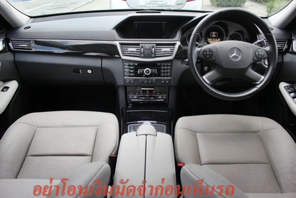 รถสวยพร้อมใช้ค่ะ รุ่นAvantgarde สภาพป้ายแดง