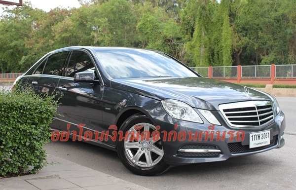 รถสวยพร้อมใช้ค่ะ รุ่นAvantgarde สภาพป้ายแดง