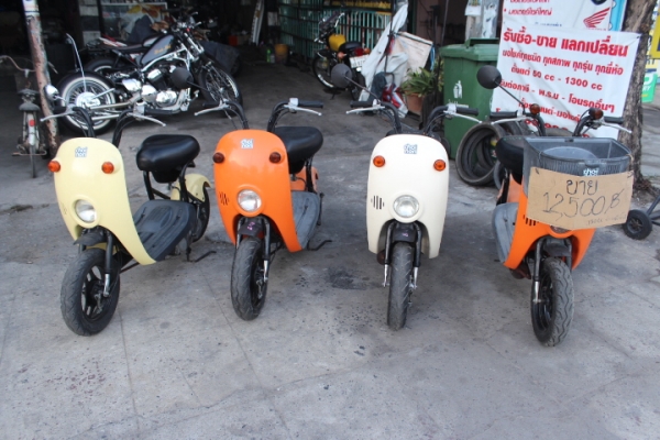 ลดราคา คันละ 9999 เท่านั้น มี 4 คันมาเลือกได้ เทพารักษ์ สมุทรปราการครับ 086 992 9921 ลดราคา คันละ 9999 เท่านั้น มี 4 คันมาเลือกได้ เทพารักษ์ สมุทรปราการครับ 086 992 9921