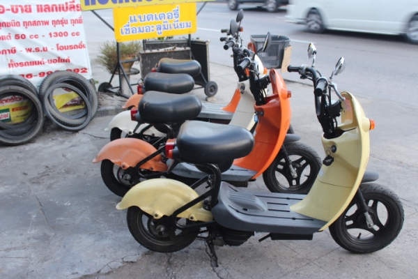 ลดราคา คันละ 9999 เท่านั้น  มี 4 คันมาเลือกได้ เทพารักษ์ สมุทรปราการครับ 086 992 9921