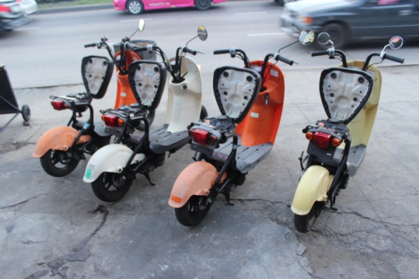 ลดราคา คันละ 9999 เท่านั้น มี 4 คันมาเลือกได้ เทพารักษ์ สมุทรปราการครับ 086 992 9921 ลดราคา คันละ 9999 เท่านั้น มี 4 คันมาเลือกได้ เทพารักษ์ สมุทรปราการครับ 086 992 9921