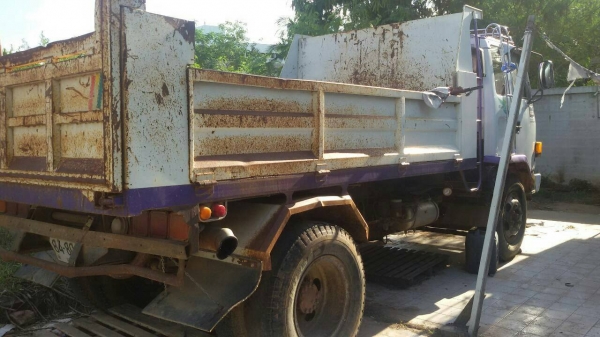 หกล้อดั้ม อีซูซุ หัวร็อค 175 แอร์ ทิฟฟี พาเวอร์ สภาพดีพร้อมใช้งาน ทะเบียนพร้อมโอน ราคา 395,000บ สุดคุ้ม ครับ