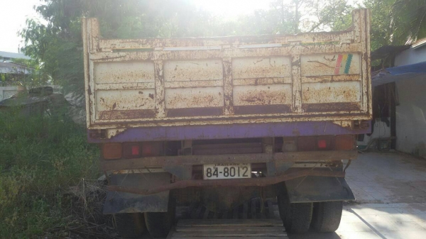 หกล้อดั้ม อีซูซุ หัวร็อค 175 แอร์ ทิฟฟี พาเวอร์ สภาพดีพร้อมใช้งาน ทะเบียนพร้อมโอน ราคา 395,000บ สุดคุ้ม ครับ หกล้อดั้ม อีซูซุ หัวร็อค 175 แอร์ ทิฟฟี พาเวอร์ สภาพดีพร้อมใช้งาน ทะเบียนพร้อมโอน ราคา 395,000บ สุดคุ้ม ครับ