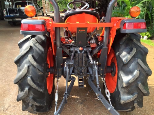 ขายรถไถKubota L3408DI (4WD) พร้อมใบมีดหน้าและผานพรวน รถพร้อมใช้งาน